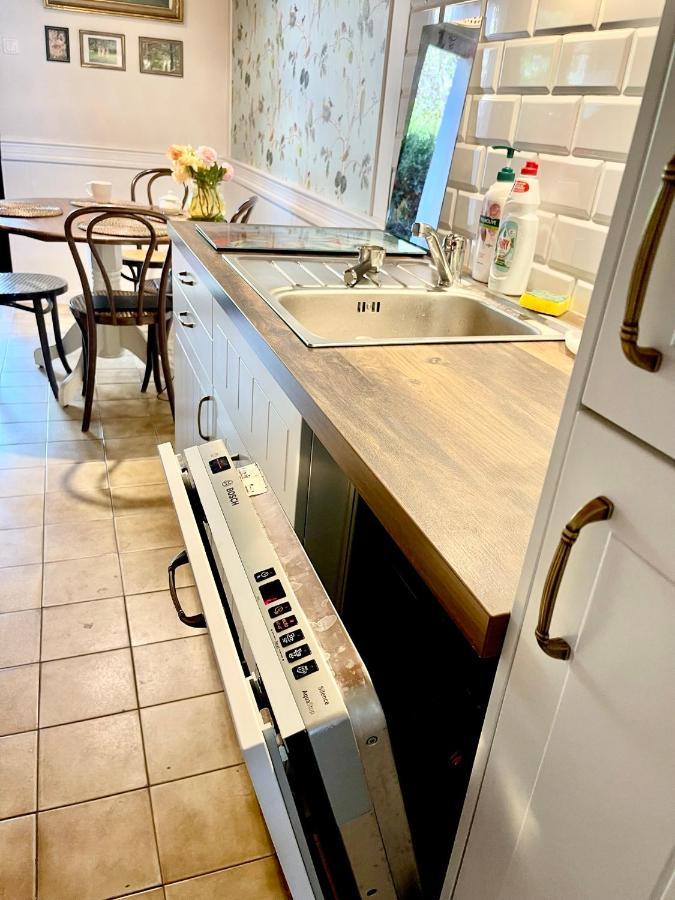 Lubin Apple Tree House别墅 外观 照片