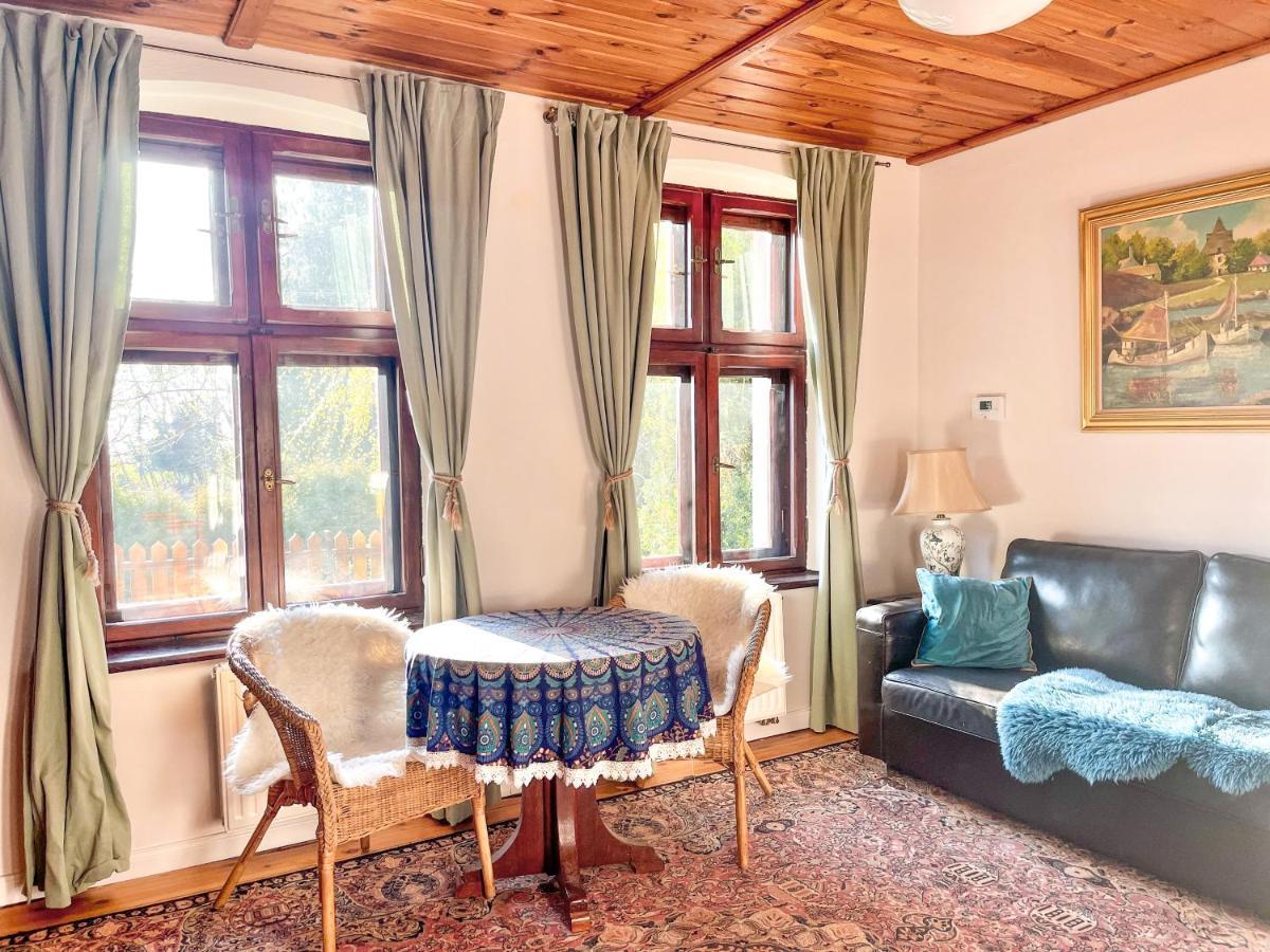 Lubin Apple Tree House别墅 外观 照片